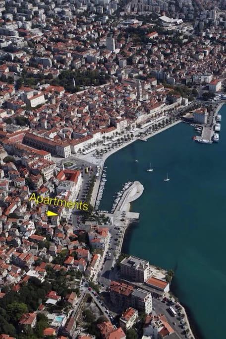 Apartments Toma Split Exterior photo